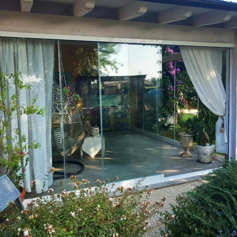 Casolare Isabella "Il Rifugio Dei Vinili" And Alice'S Room Ponsacco Exterior foto